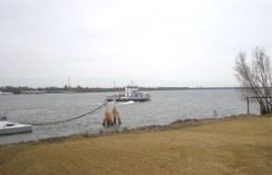 Missed that one! The ferry heads out across the Mississippi.